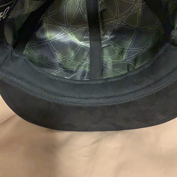 The Headspace Gemini Cap - Picture 5 of 7